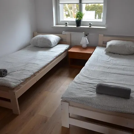 55 - Darmowy Parking Hostel Βρότσλαβ